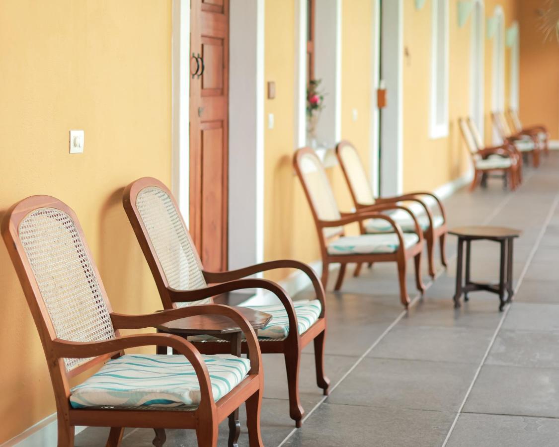 Hotel Palais De Mahe - A Cgh Earth Experience Puducherry Zewnętrze zdjęcie